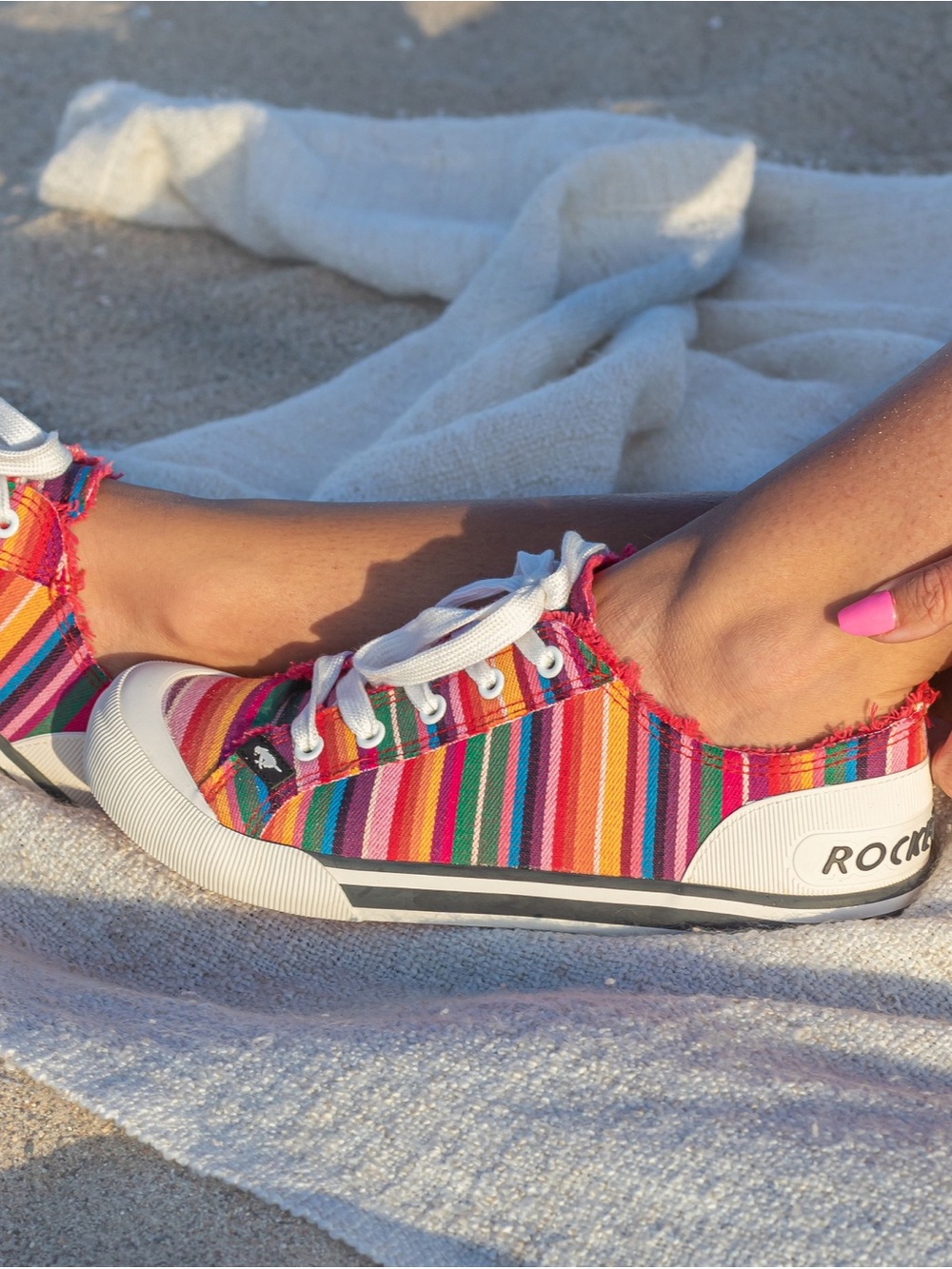 Rocket Dog Women’s Jazzin Stripe Sneakers NWT Size 8.5